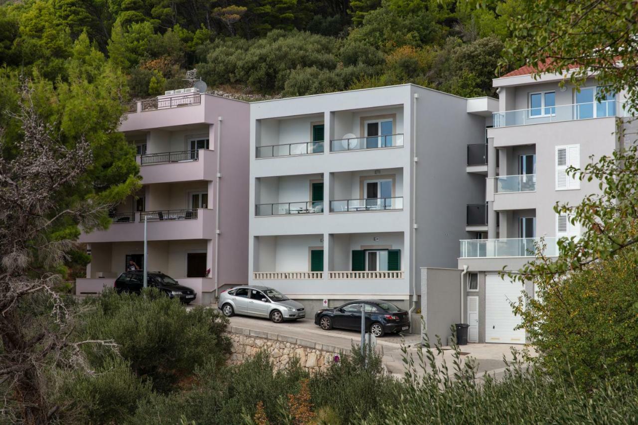 Apartment Tino Brela Exterior photo